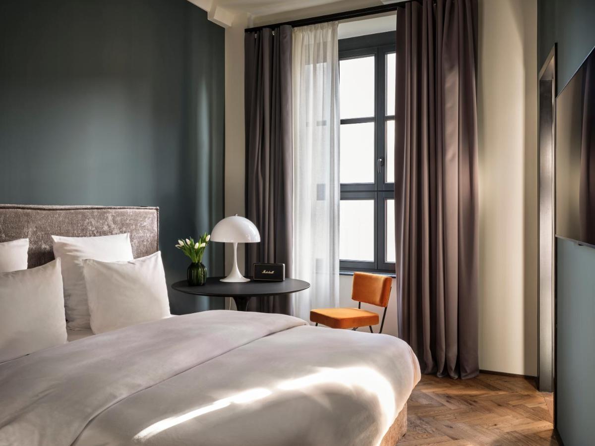 Sly Berlin Hotel Ngoại thất bức ảnh Deluxe room