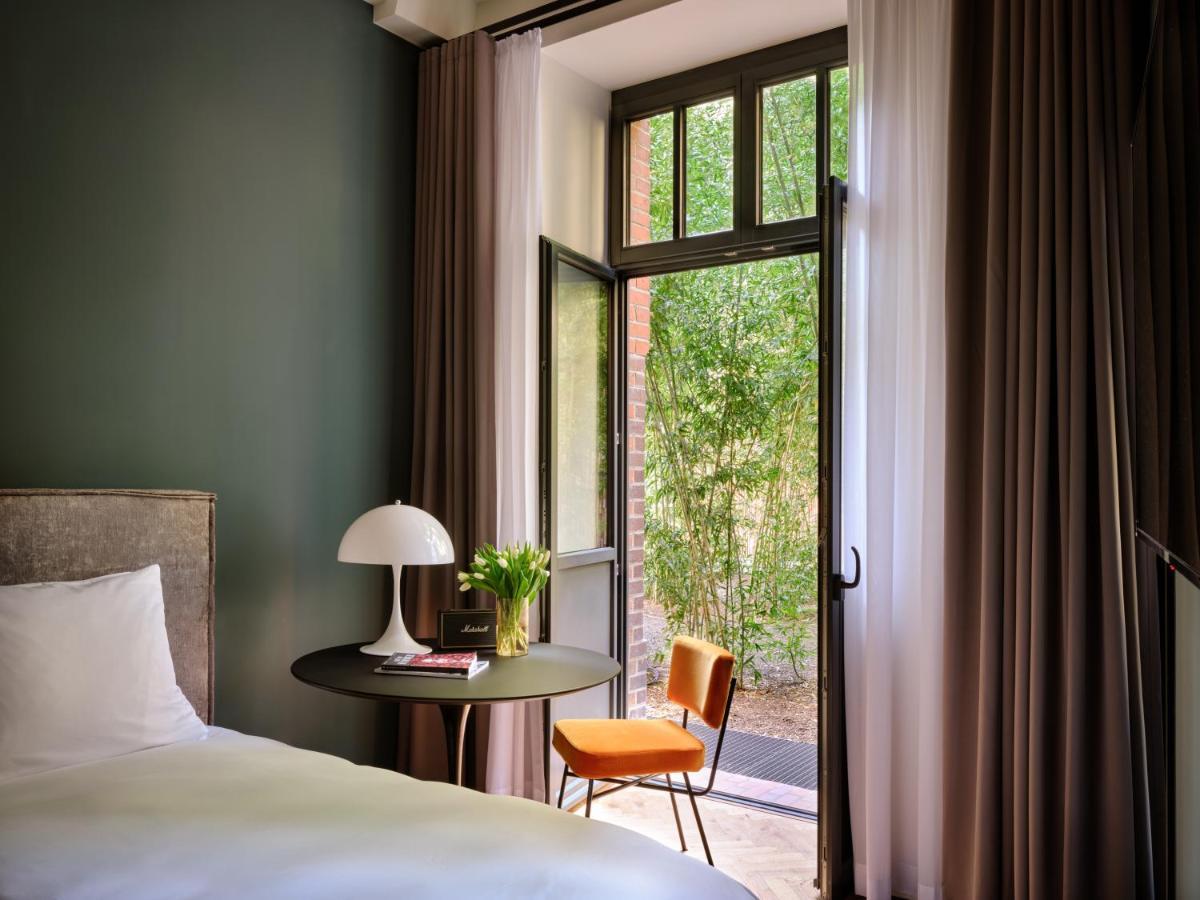 Sly Berlin Hotel Ngoại thất bức ảnh A room at the Hotel