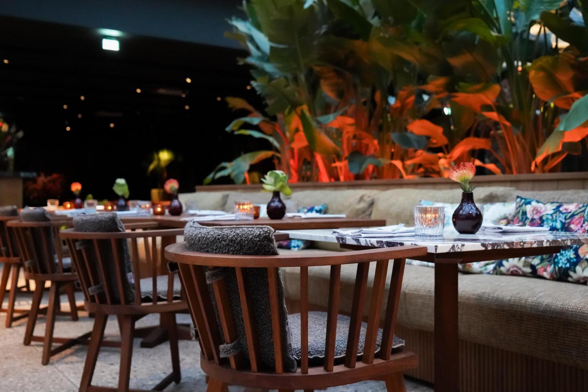Sly Berlin Hotel Ngoại thất bức ảnh The interior of the restaurant