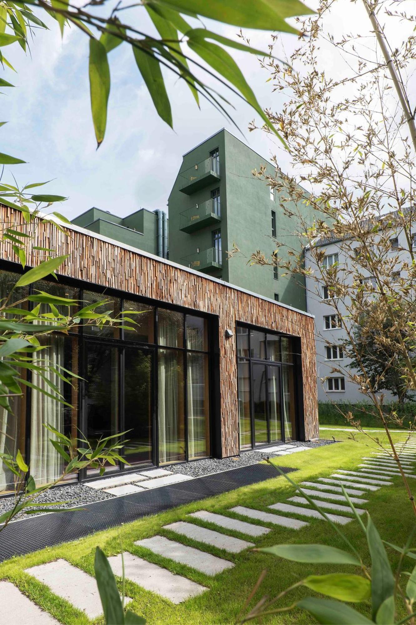 Sly Berlin Hotel Ngoại thất bức ảnh The Green Campus